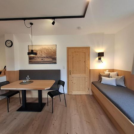 Hell Hof Apartman Innsbruck Kültér fotó